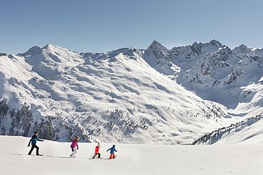 Pitztaler Winter mit Schneeschuhen erleben © Tirol Werbung / Pupeter Robert