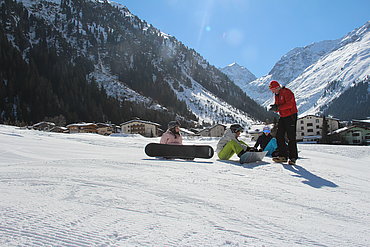 Vorbereitungen Snowboardkurs © Skischule Pitztal Kirschner Werner