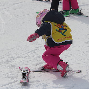 Kinderskikurs - auf die Bretter, fertig, los! © Skischule Pitztal Kirschner Werner